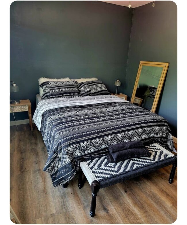 Building Photo - 6222 Foster St