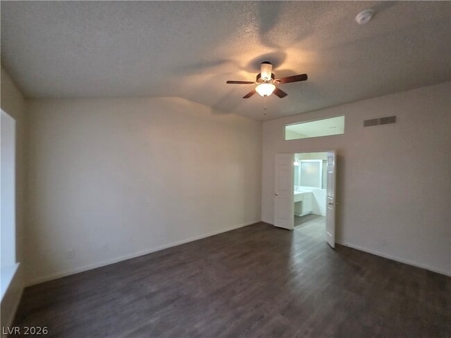 Building Photo - 6561 Avon Ct