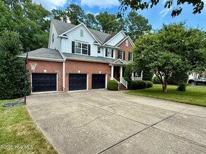 Building Photo - 410 Harkness Cir