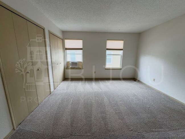 Building Photo - 2146 Baltimore Cir