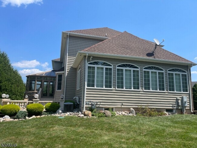 Building Photo - 38 Boehm Way