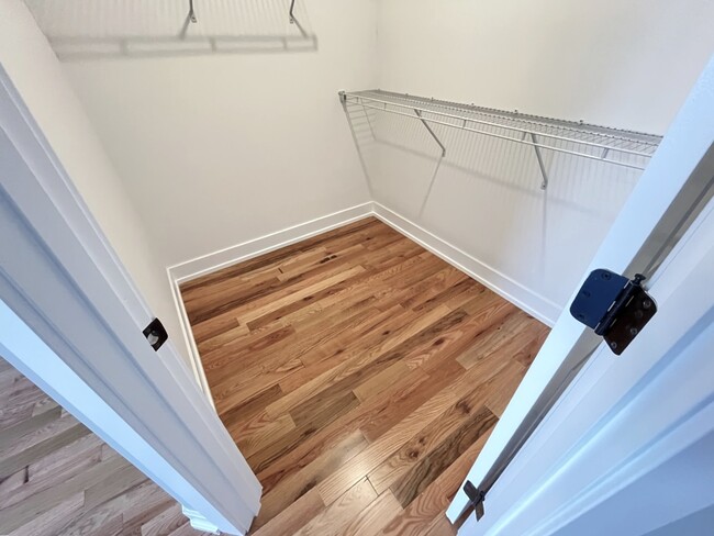 Building Photo - 958 Partridge Cir
