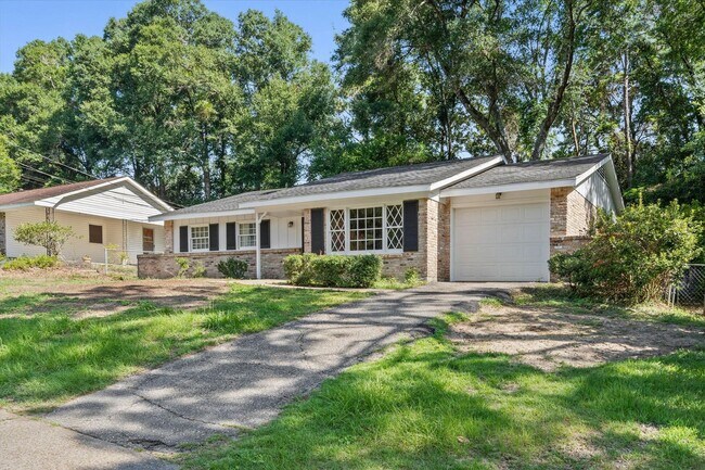 Building Photo - 5516 Brightwood Ln