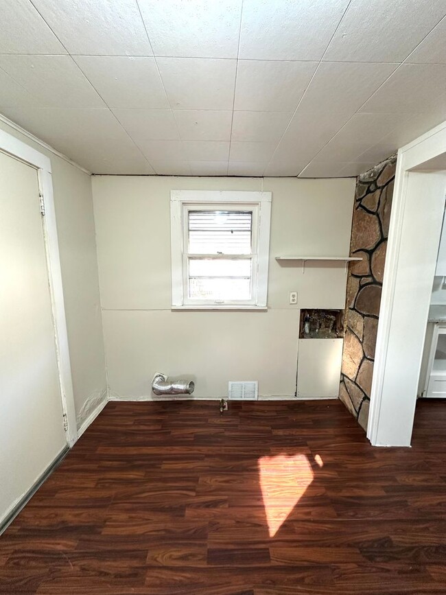 Building Photo - Cozy 2-Bedroom, 1-Bath Home with Outdoor Storage Building