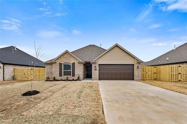 Primary Photo - 275 W Tyler Rd