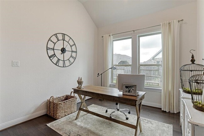 Building Photo - 8910 Vineyard Valley Ct