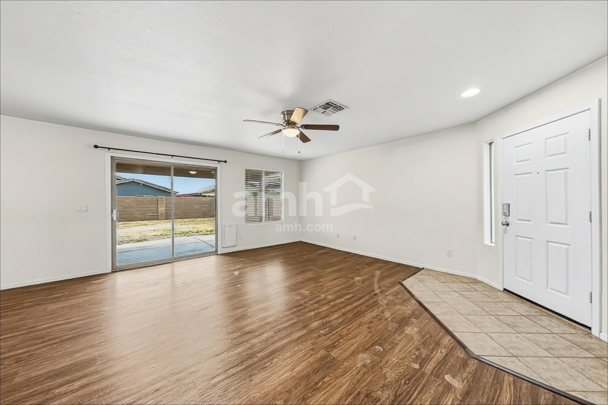 Building Photo - 175 W Santa Gertrudis Trail