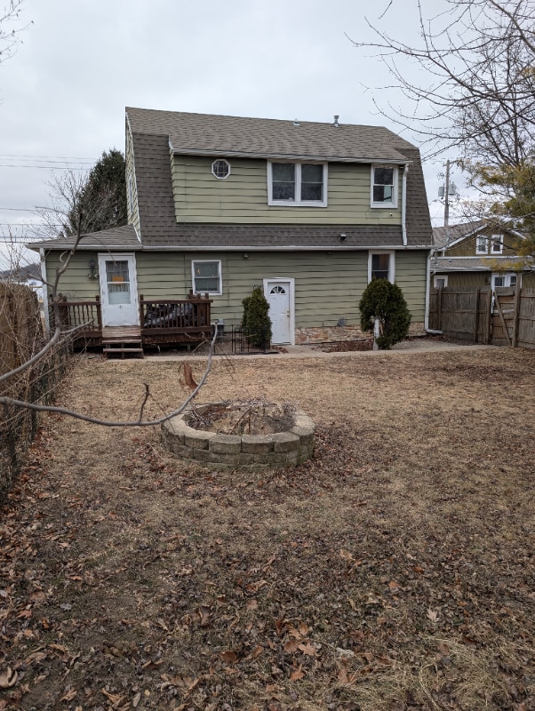 Building Photo - 604 Wilmot Ave