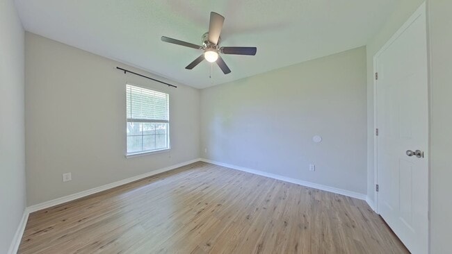 Building Photo - 5405 Josh Dr