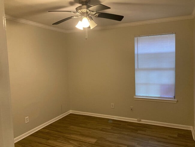 Building Photo - Single Family 3 bed 2 bath Home for Rent