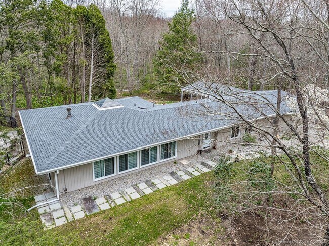Building Photo - 141 Gurleyville Rd