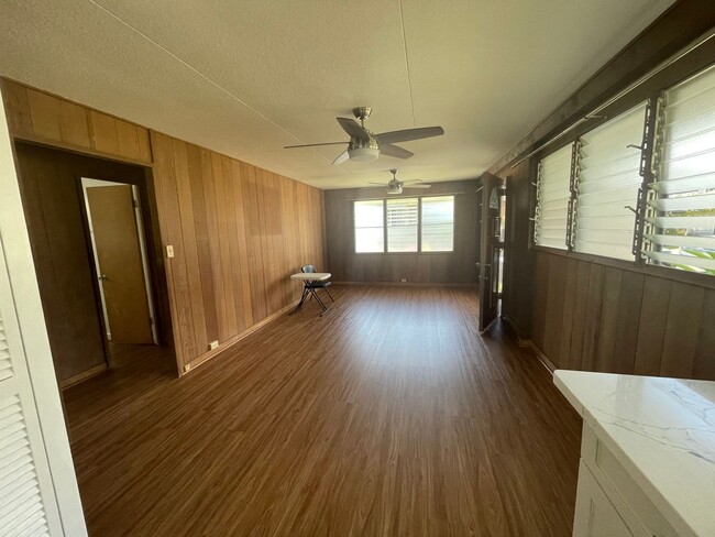 Building Photo - 212 Pakohana St