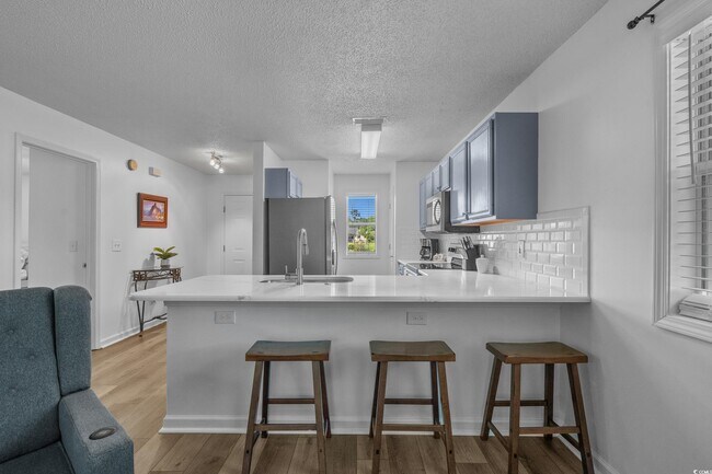 Building Photo - 1290 White Tree Ln