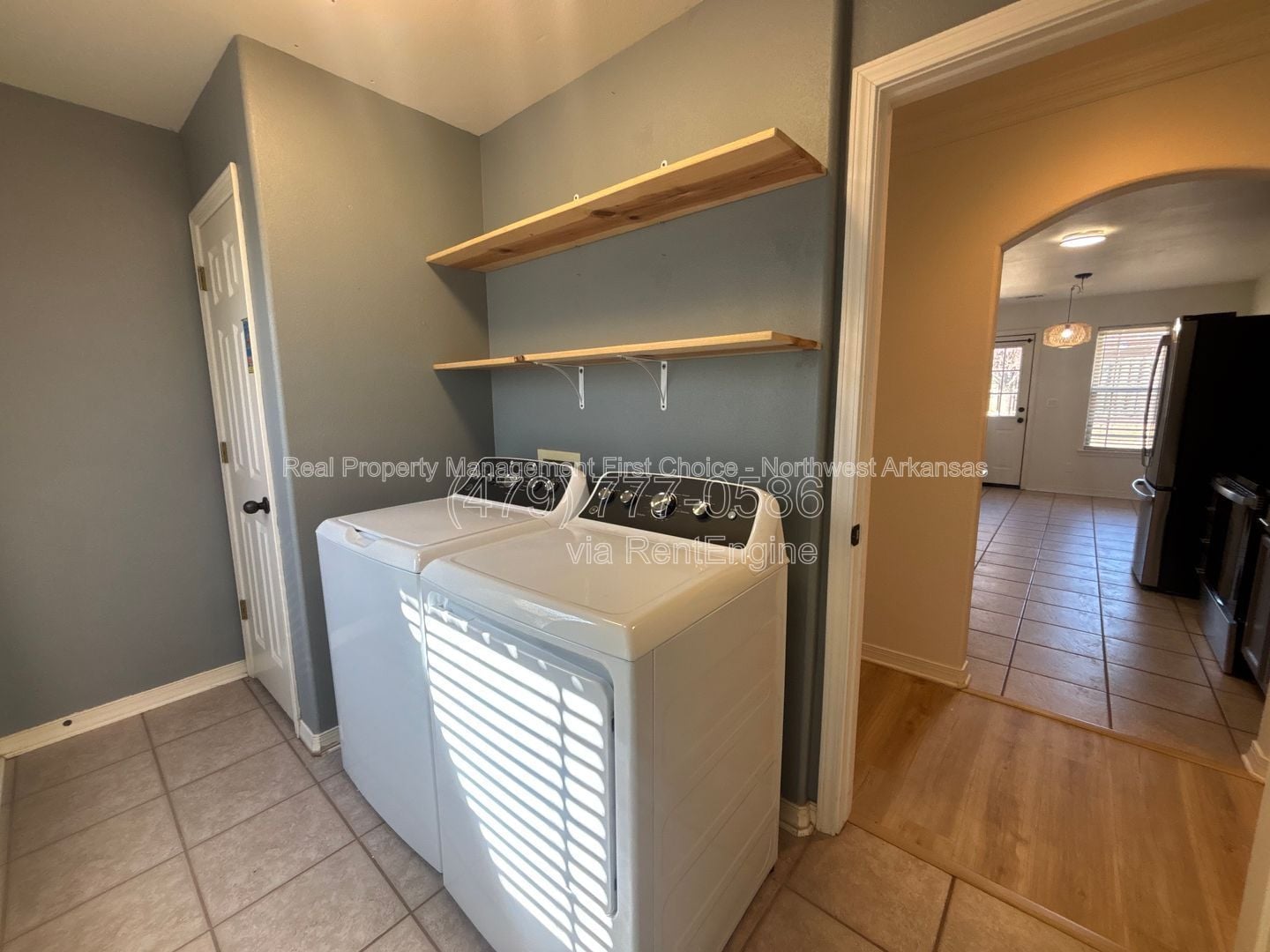 Building Photo - 421 Coopers Wy