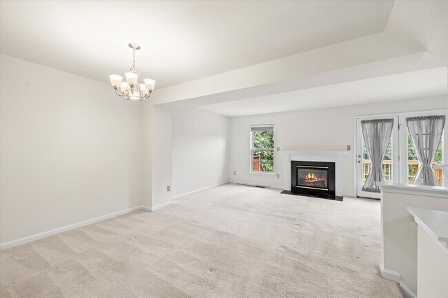 Building Photo - 4701 Colonnade Way
