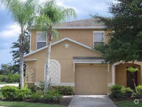 Building Photo - SEVEN OAKS - GATED COMMUNITY