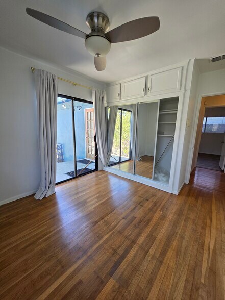 Building Photo - 3528 Laurel Ave