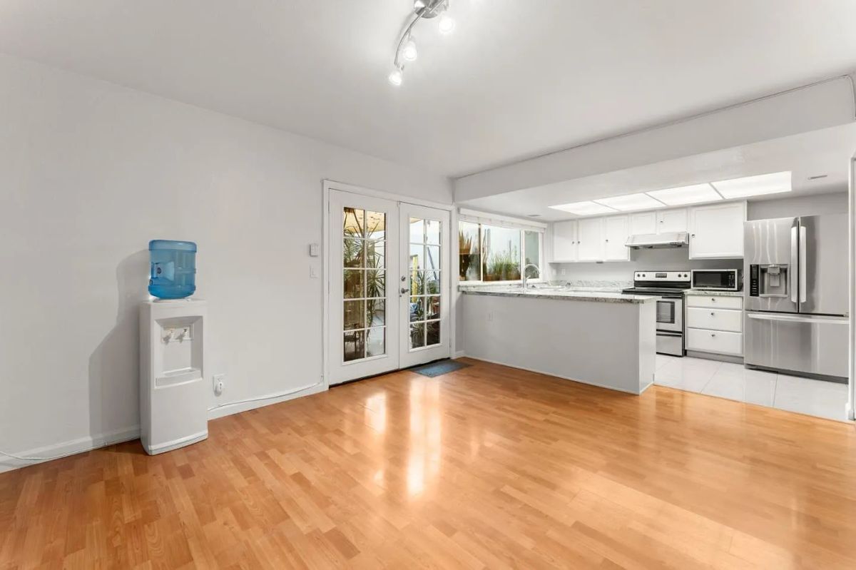 Building Photo - 7108 Coral Gables Cir