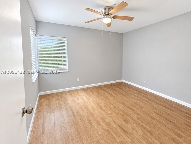 Building Photo - 22344 Palomita Dr