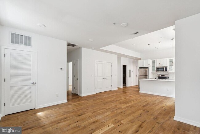 Building Photo - 2529-35 Frankford Ave