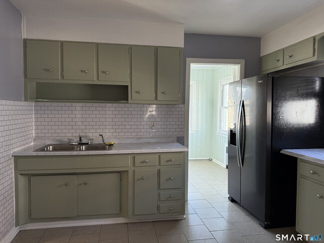 Building Photo - 95-97-97 Locust St