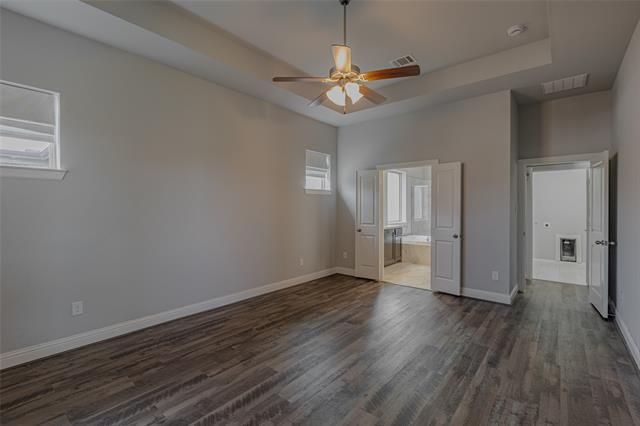 Building Photo - 829 Parkside Dr
