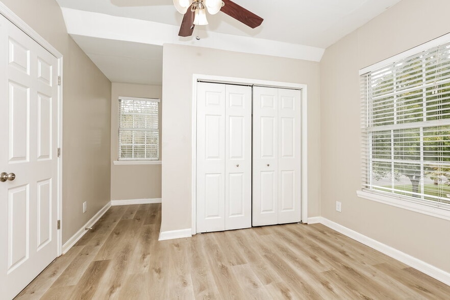 Building Photo - 141 Bill Stewart Blvd