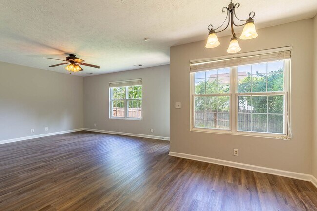 Building Photo - 5078 Cornelius Dr
