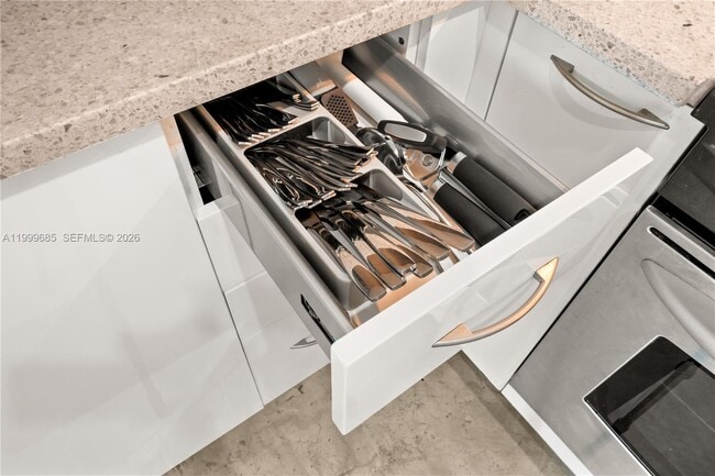 Building Photo - 234 NE 3rd St