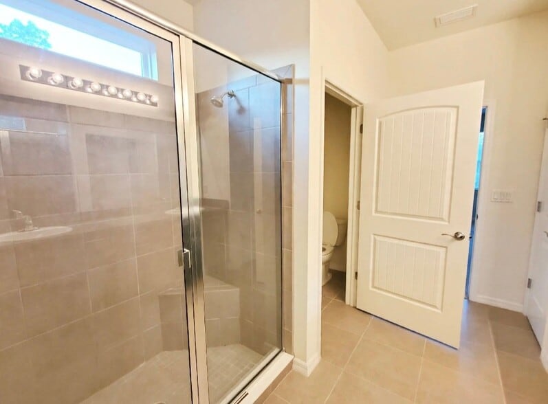 Building Photo - 17589 Garsalaso Cir