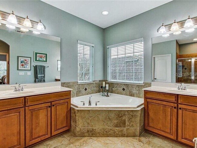 Building Photo - 7332 Colbury Ave