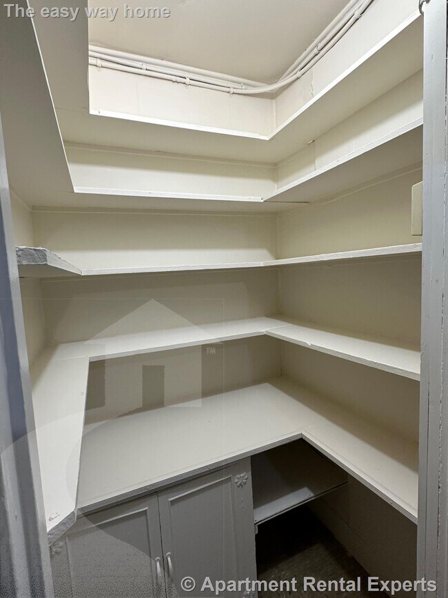 Building Photo - 36-38 Princeton St Unit #2