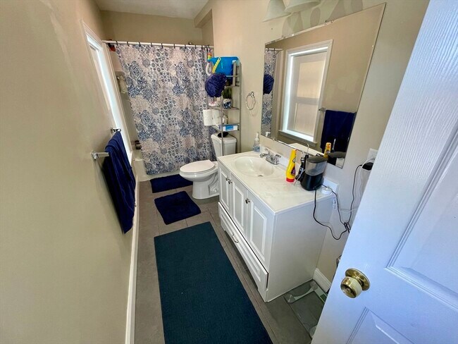 Building Photo - 54 West St