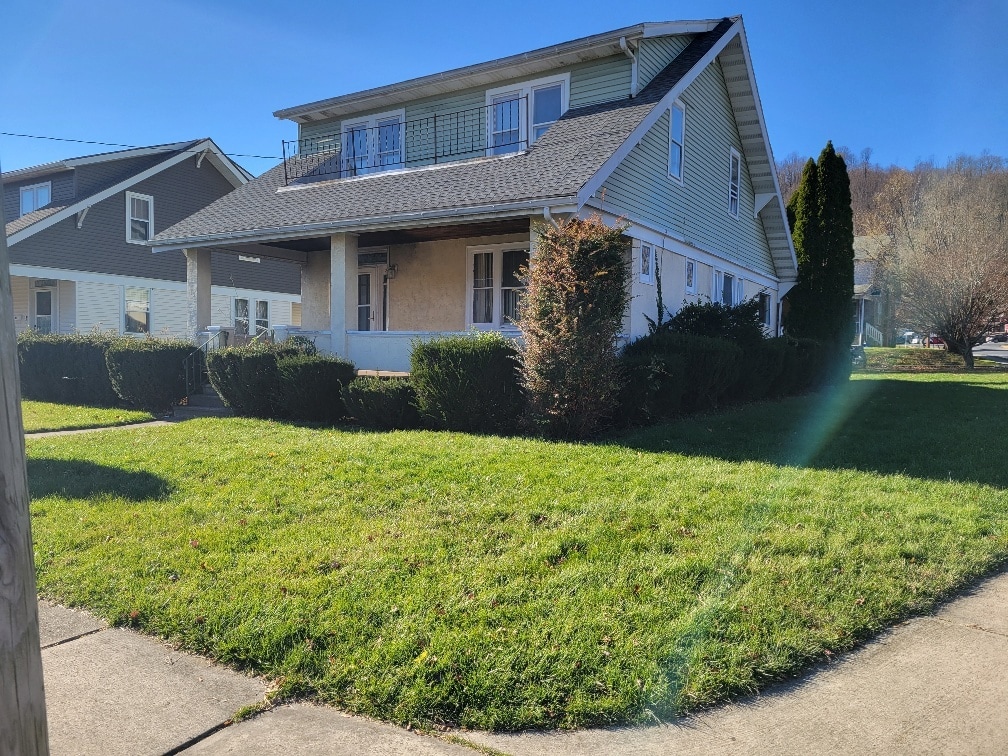 Building Photo - 2 Myrtle Ave