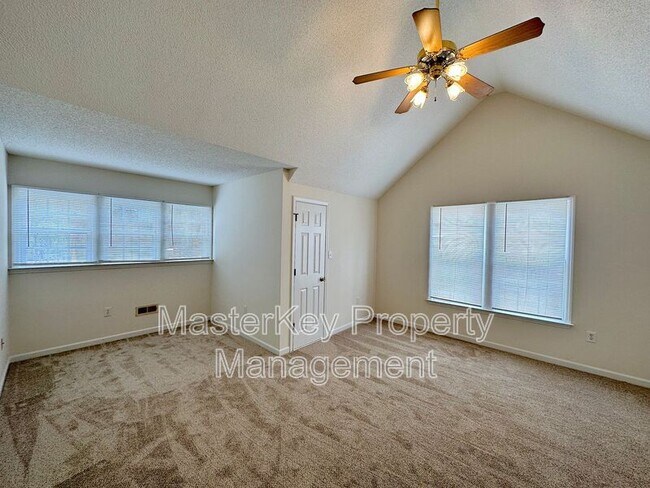 Building Photo - 113 Cliffdale Rd