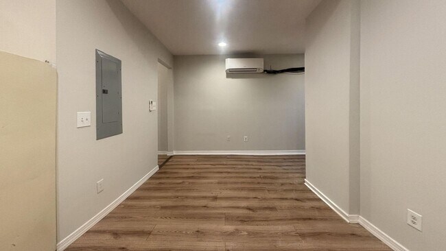 Building Photo - 1701-3 N 20th St