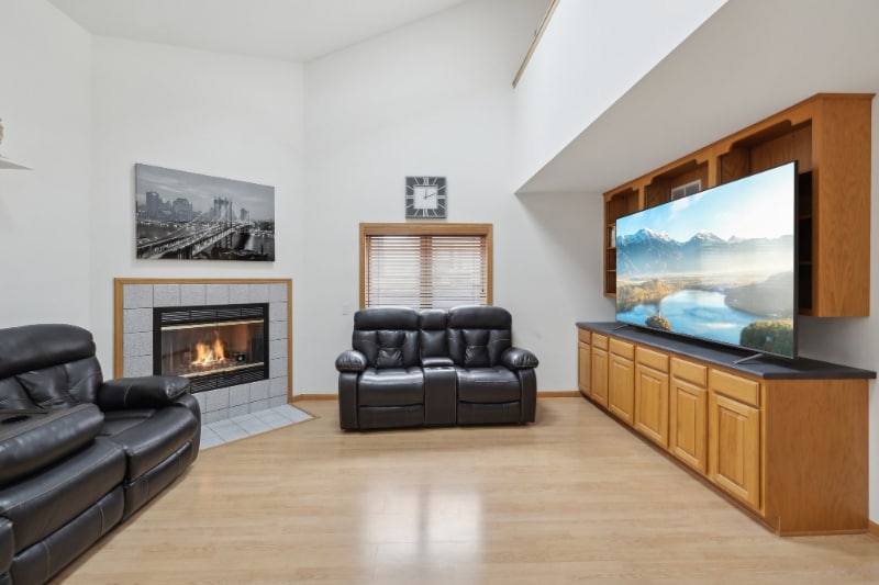 Building Photo - 1216 N High Point Rd