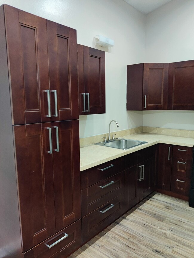 Building Photo - 4502 Mercado Dr