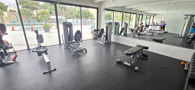 Building Photo - 20291 NE 30th Ave