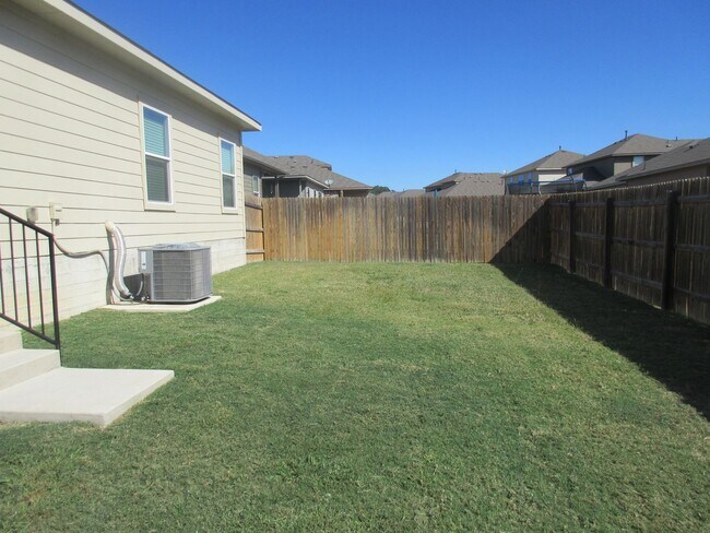 Building Photo - Cedar Park 4-Bedroom Home