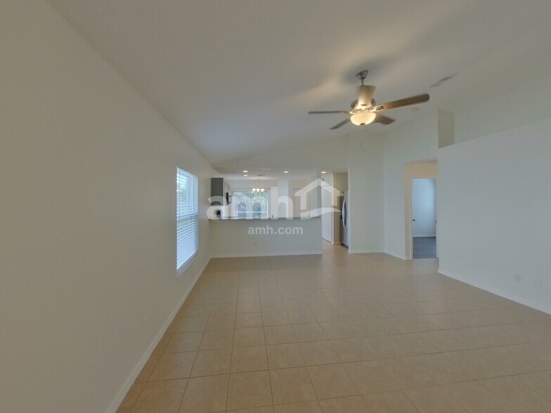 Building Photo - 14231 Gnatcatcher Terrace