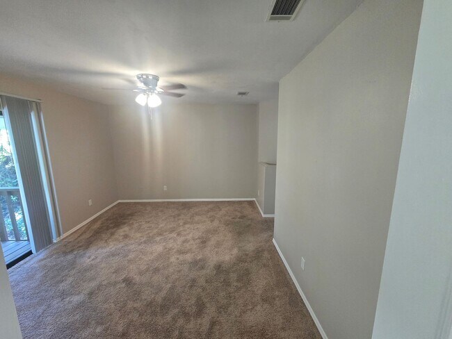Building Photo - 1574 Three Lanterns Ln