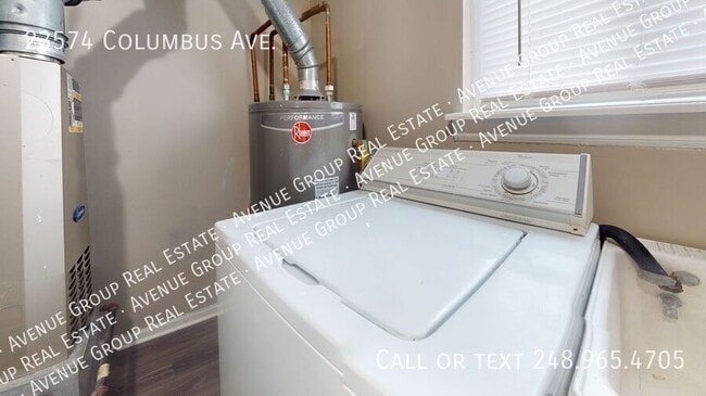 Building Photo - 23574 Columbus Ave