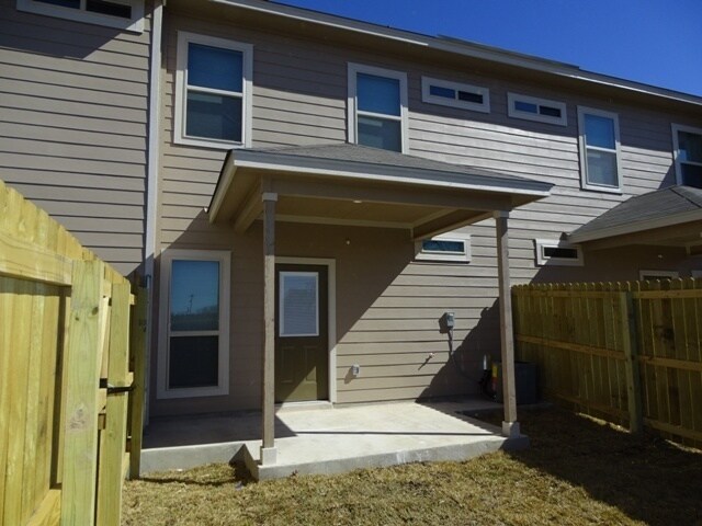 Building Photo - 6007 Karly Way