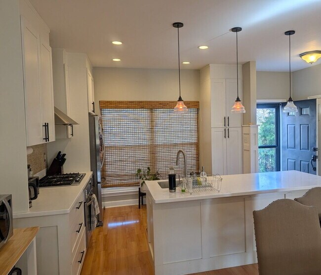 Building Photo - Leesburg Leisure