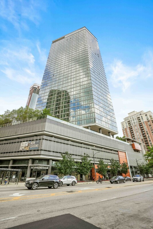 Building Photo - 1015 S State St