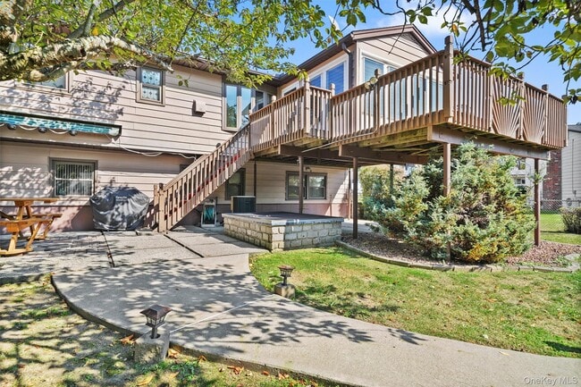 Building Photo - 8 Badami Dr