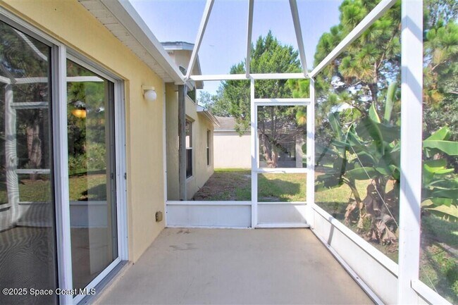 Building Photo - 4810 Manchester Dr