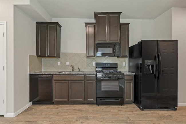 Building Photo - 13504 Axel Ln