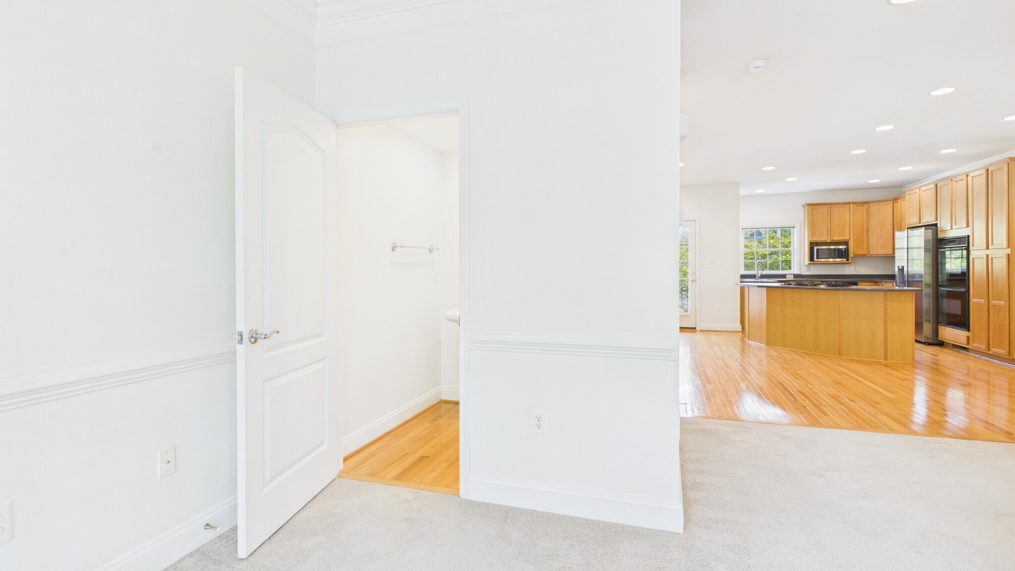 Building Photo - 25807 Turlough Ter